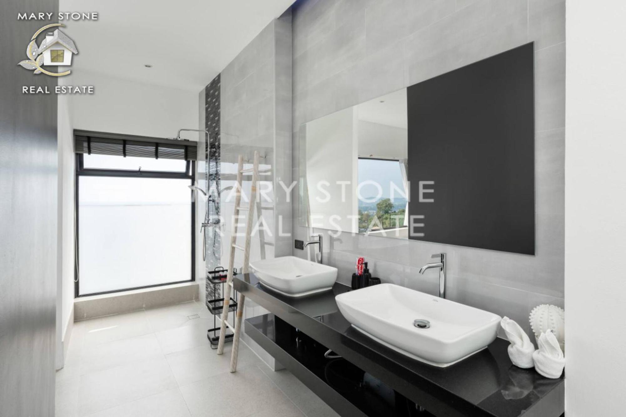 Savaya Samui *