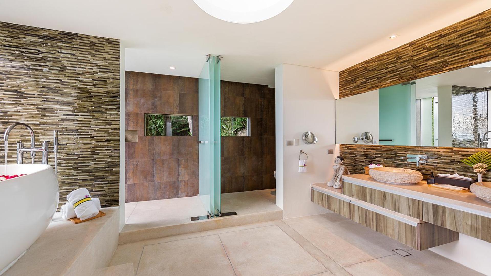 Zest : Ultra-luxurious Five Star Villa *