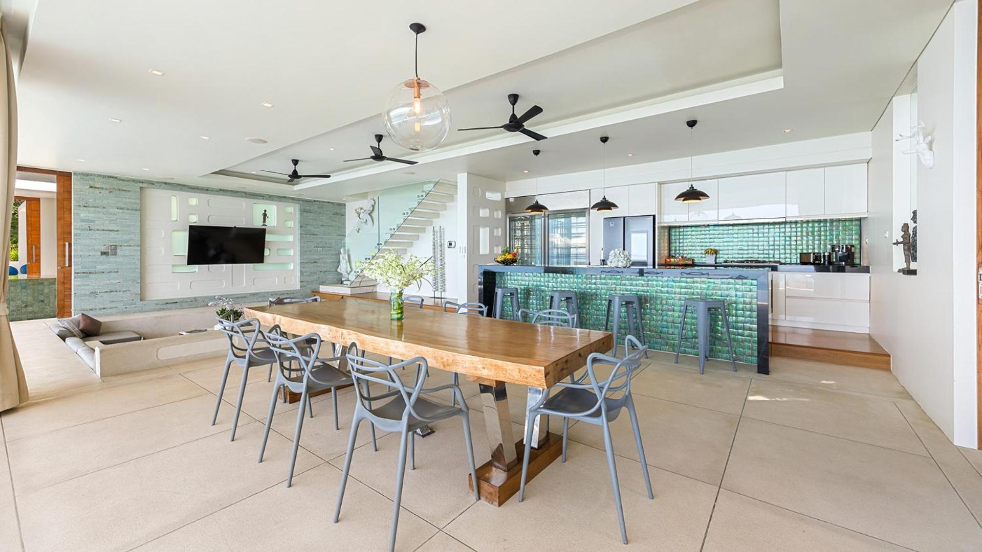 Zest : Ultra-luxurious Five Star