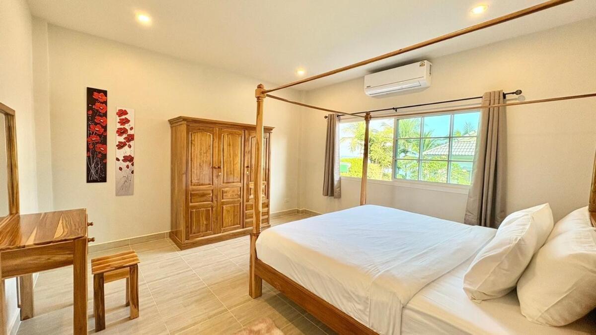 Seaside Bangpor - A Beachside Retreat *