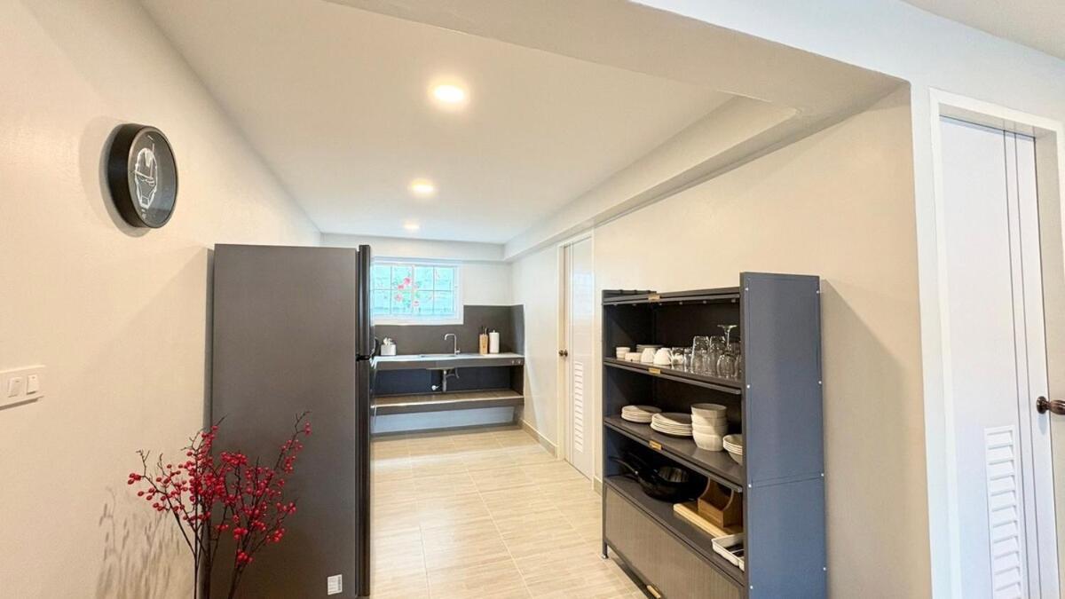 Seaside Bangpor - A Beachside Retreat Holiday home Koh Samui