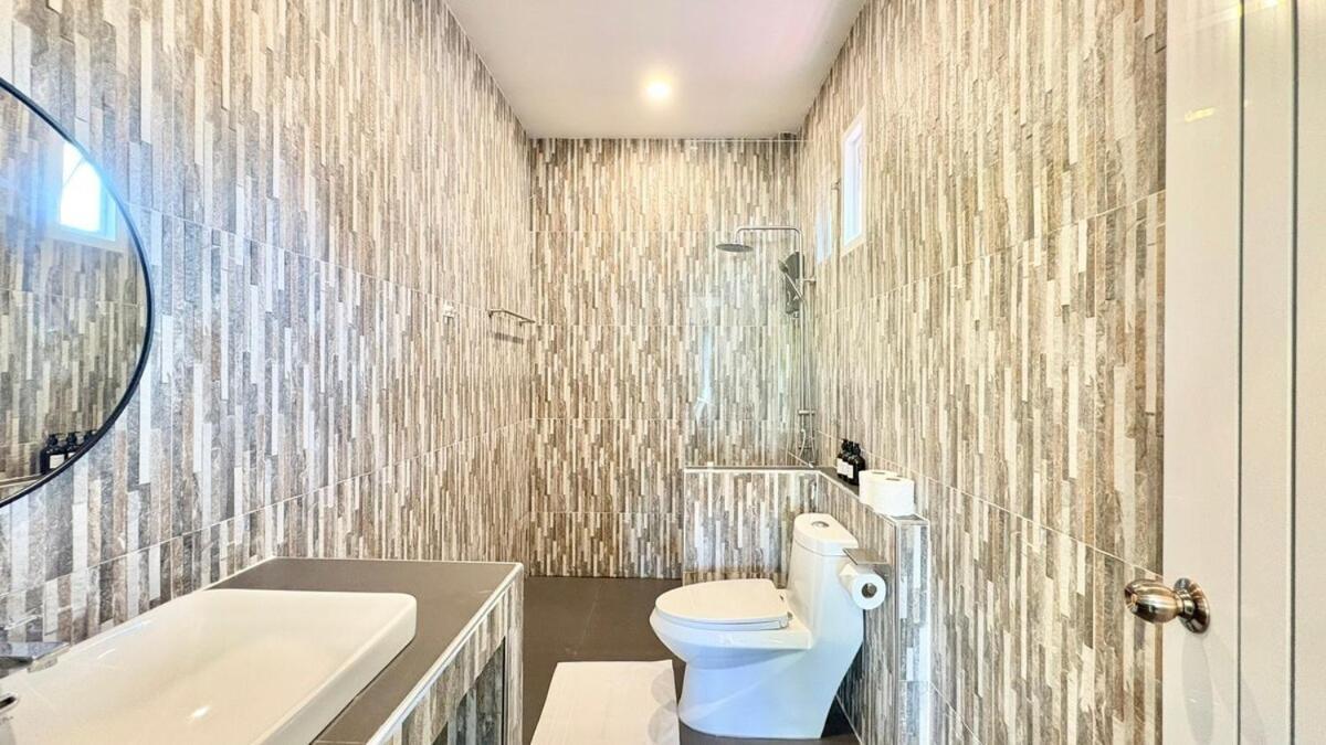 Seaside Bangpor - A Beachside Retreat Holiday home