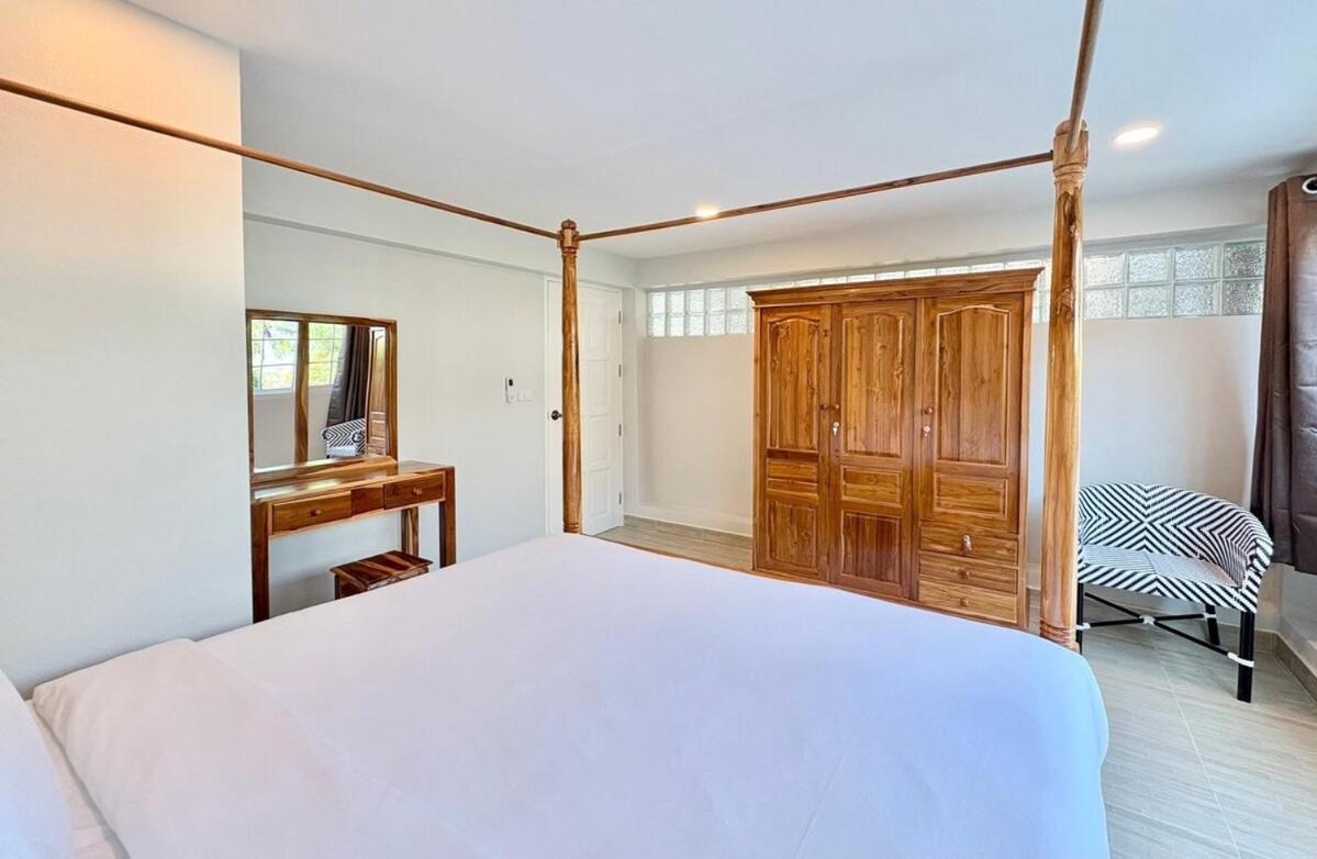 Seaside Bangpor - A Beachside Retreat Koh Samui