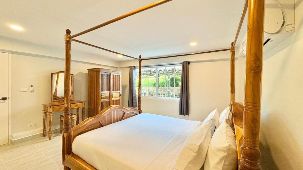 Seaside Bangpor - A Beachside Retreat * Koh Samui