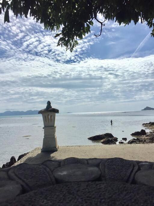 Villa 2 Bedroom Beachfront Bang Po *