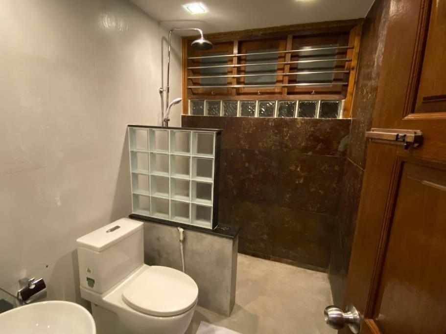 2 Bedroom Beachfront Bang Po