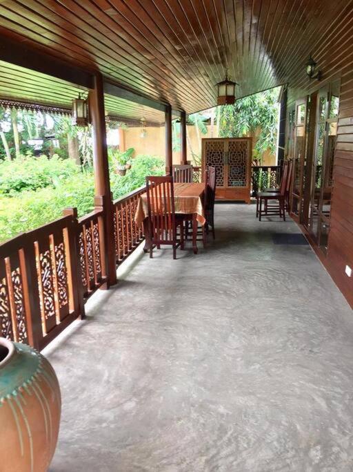 2 Bedroom Beachfront Bang Po Villa *