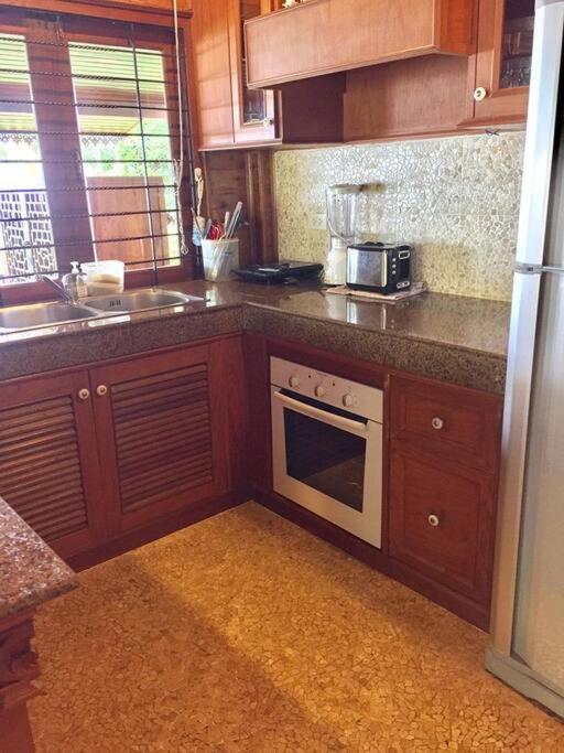 2 Bedroom Beachfront Bang Po