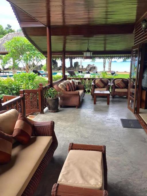 2 Bedroom Beachfront Bang Po Villa
