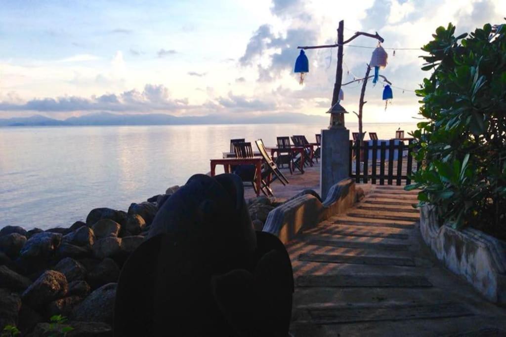 2 Bedroom Beachfront Bang Po