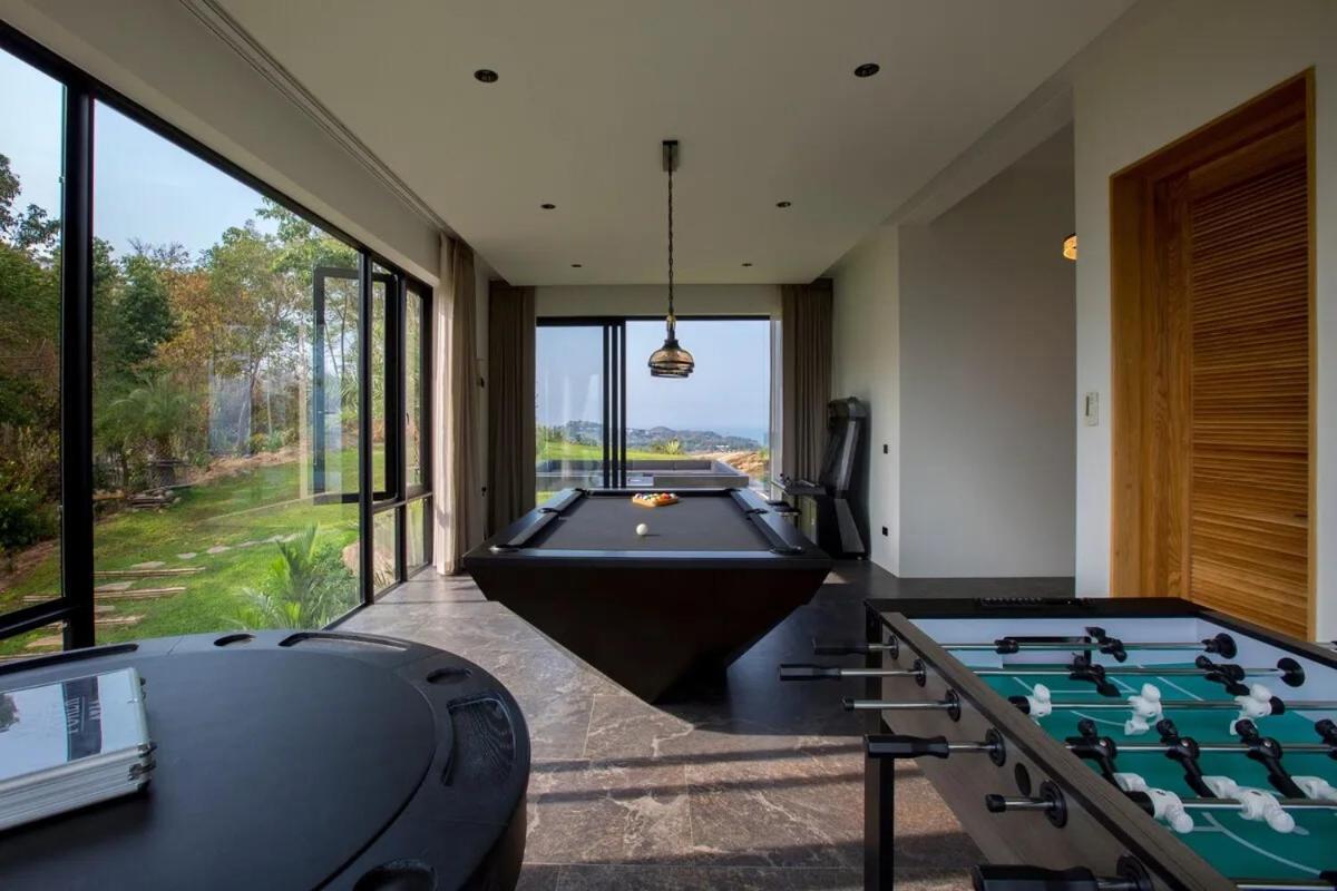 Raphy - Palatial & Luxurious Retreat Villa
