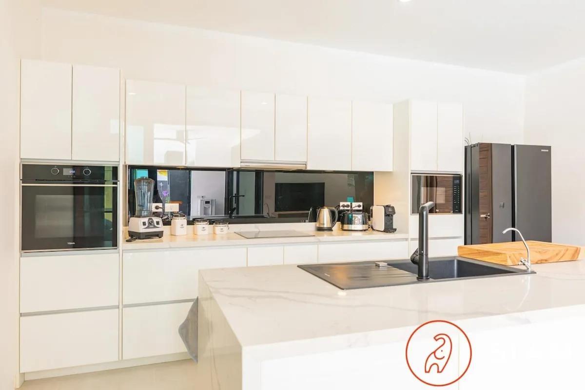 Villa Hansa 3br & Private Pool *
