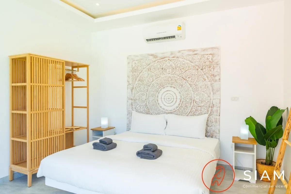 Laura 2br & Private Pool Villa