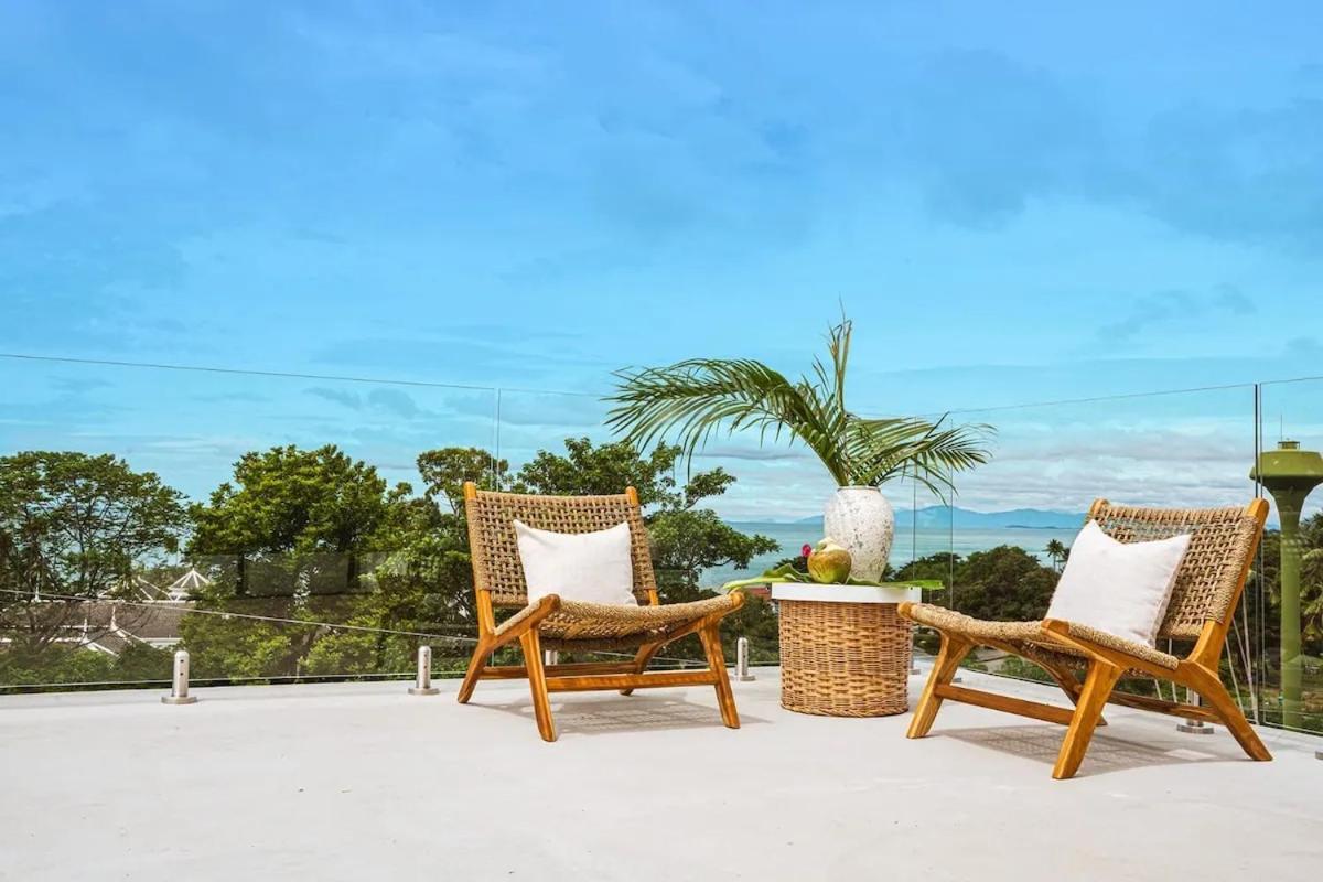 Umi 4 Bedroom Private Pool & Sea View Villa *