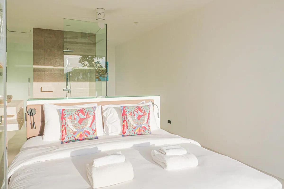 Villa So Paradise 4br Pool - Gym & Sunset View