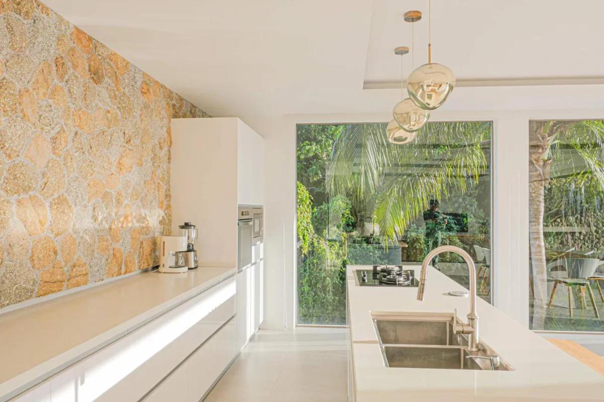 Villa So Paradise 4br Pool - Gym & Sunset View *