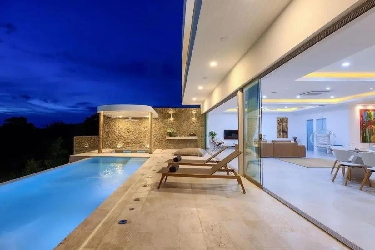 Villa So Paradise 4br Pool - Gym & Sunset View