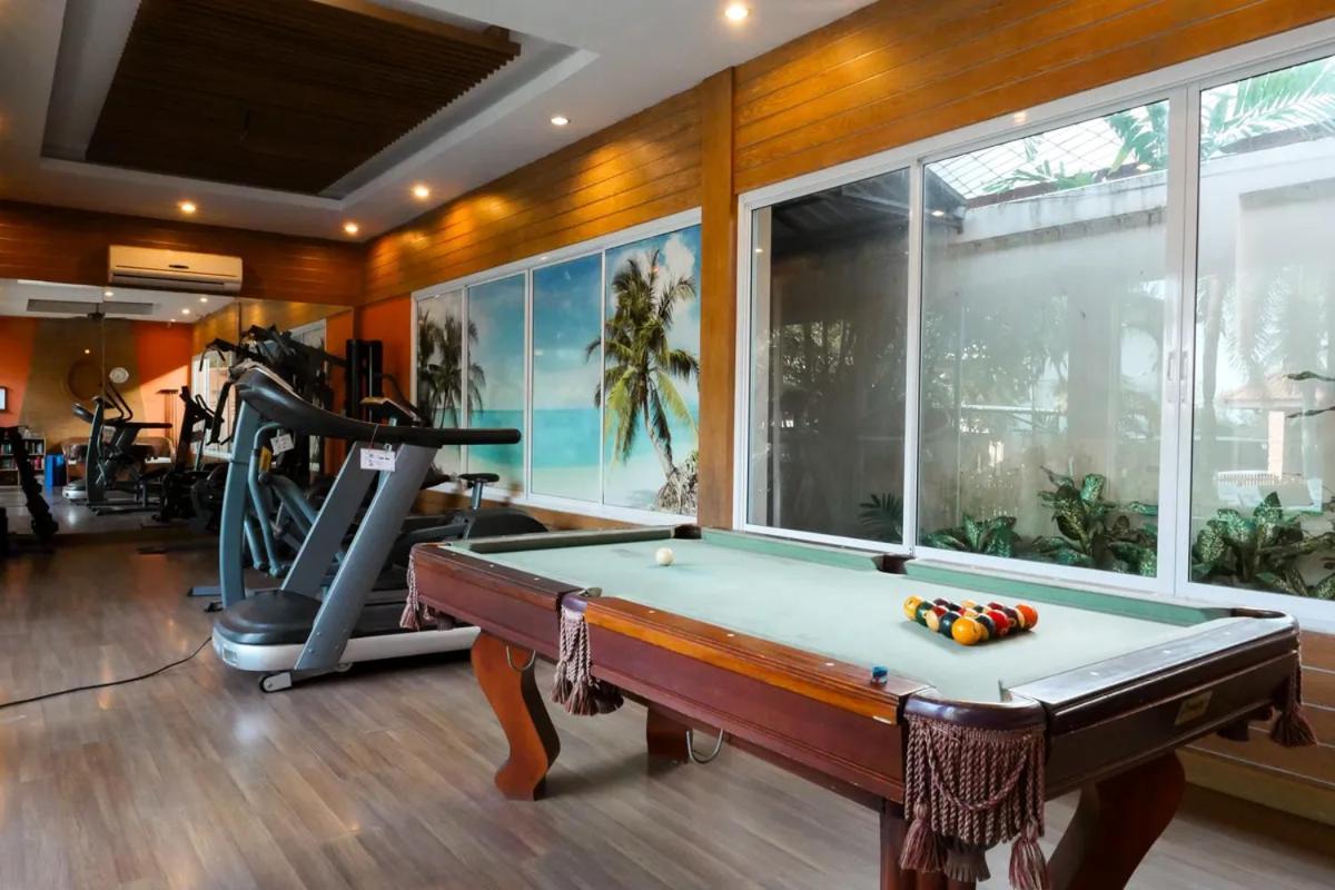 Quiet Whispering Palm Pool & Sauna *