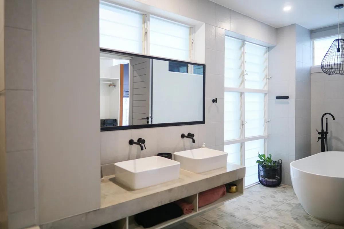 Villa Botan 3br Poolgarden & Sea View In Chaweng *