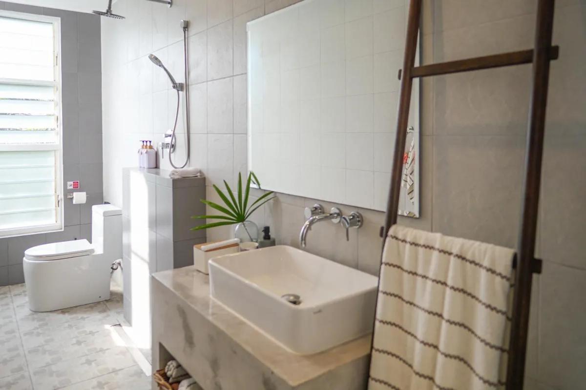 Villa Botan 3br Poolgarden & Sea View In Chaweng *