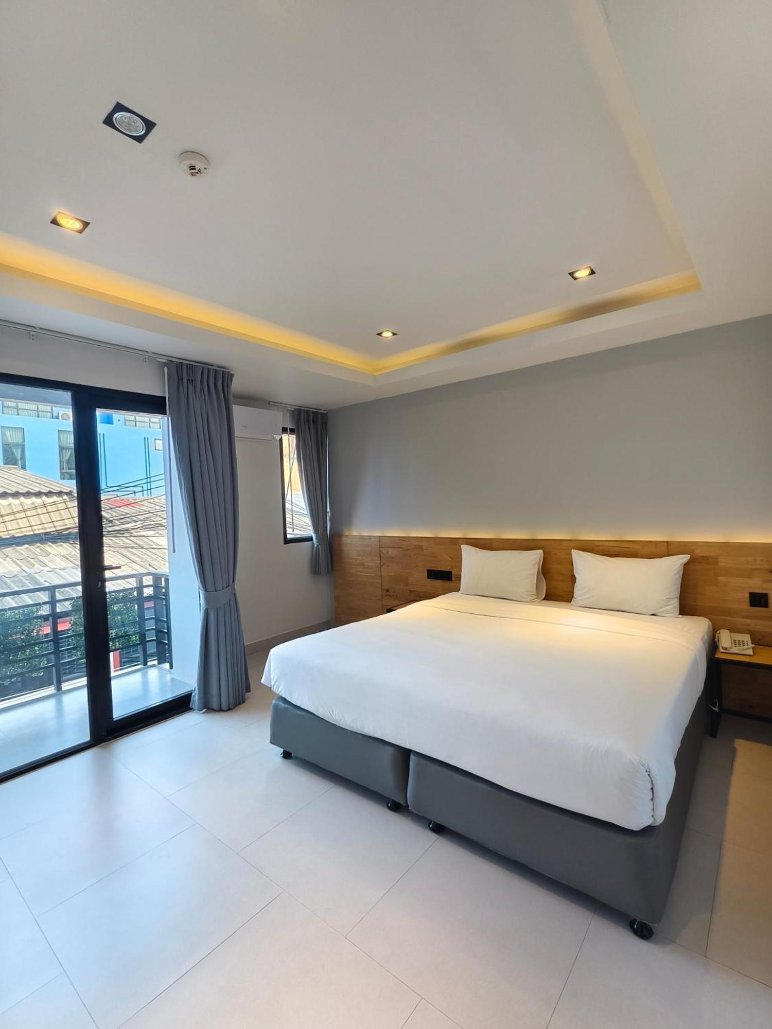 Lek Lek Samui X Coffee Bar Hotel Chaweng (Koh Samui)