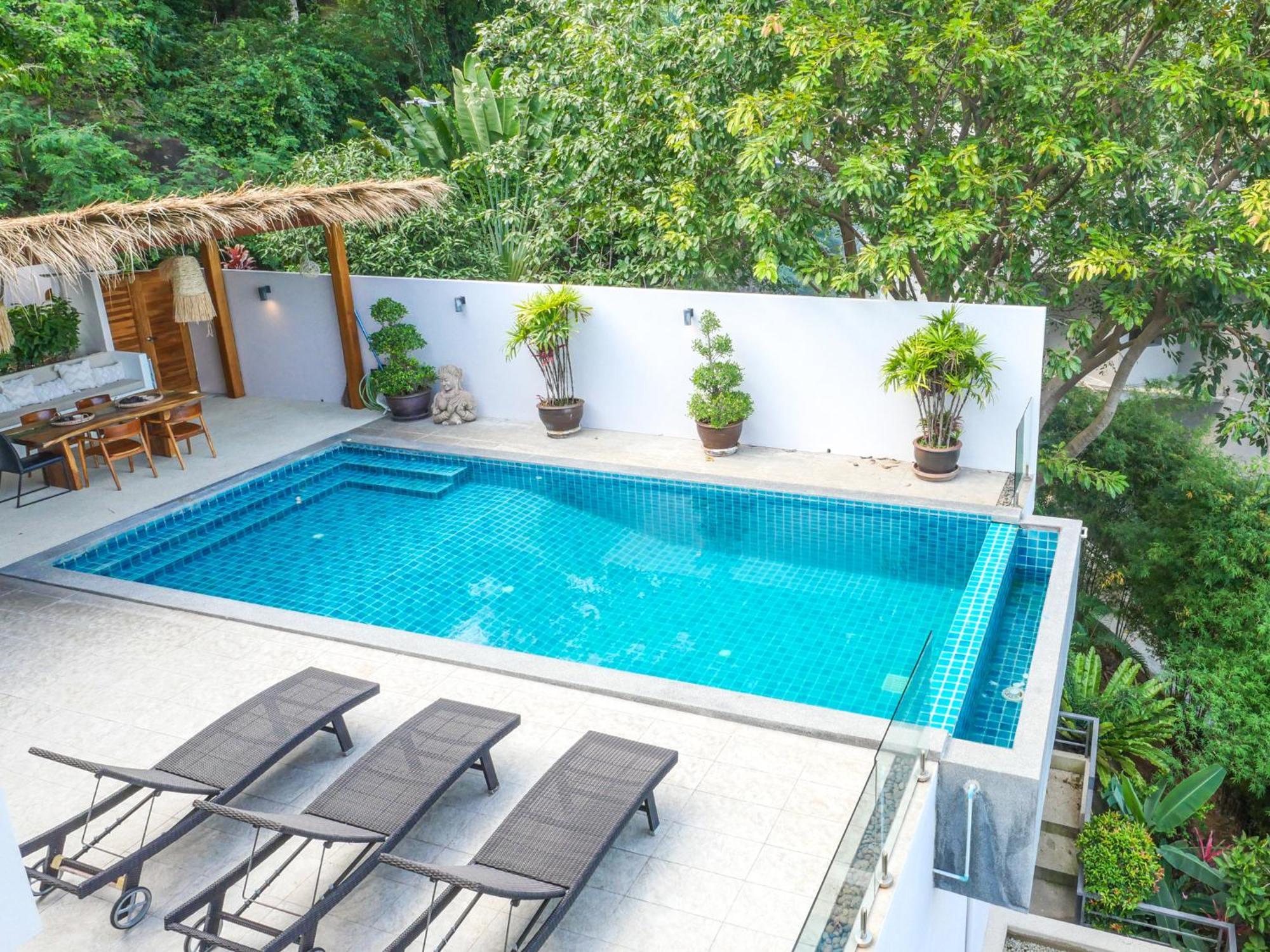 Modern Macha With Pool And & Sea View