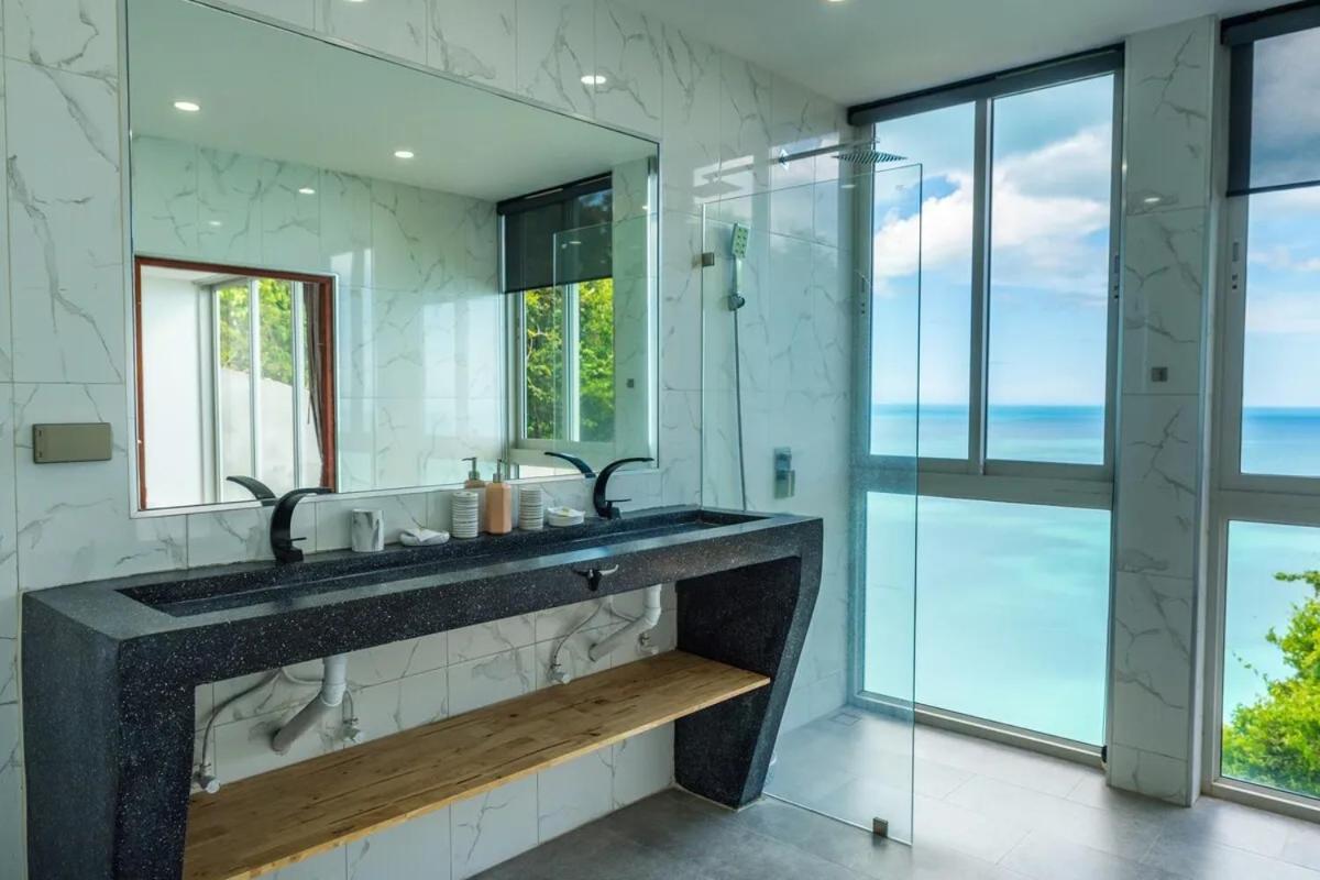Somsuay 5br Private Pool & Panoramic View Villa