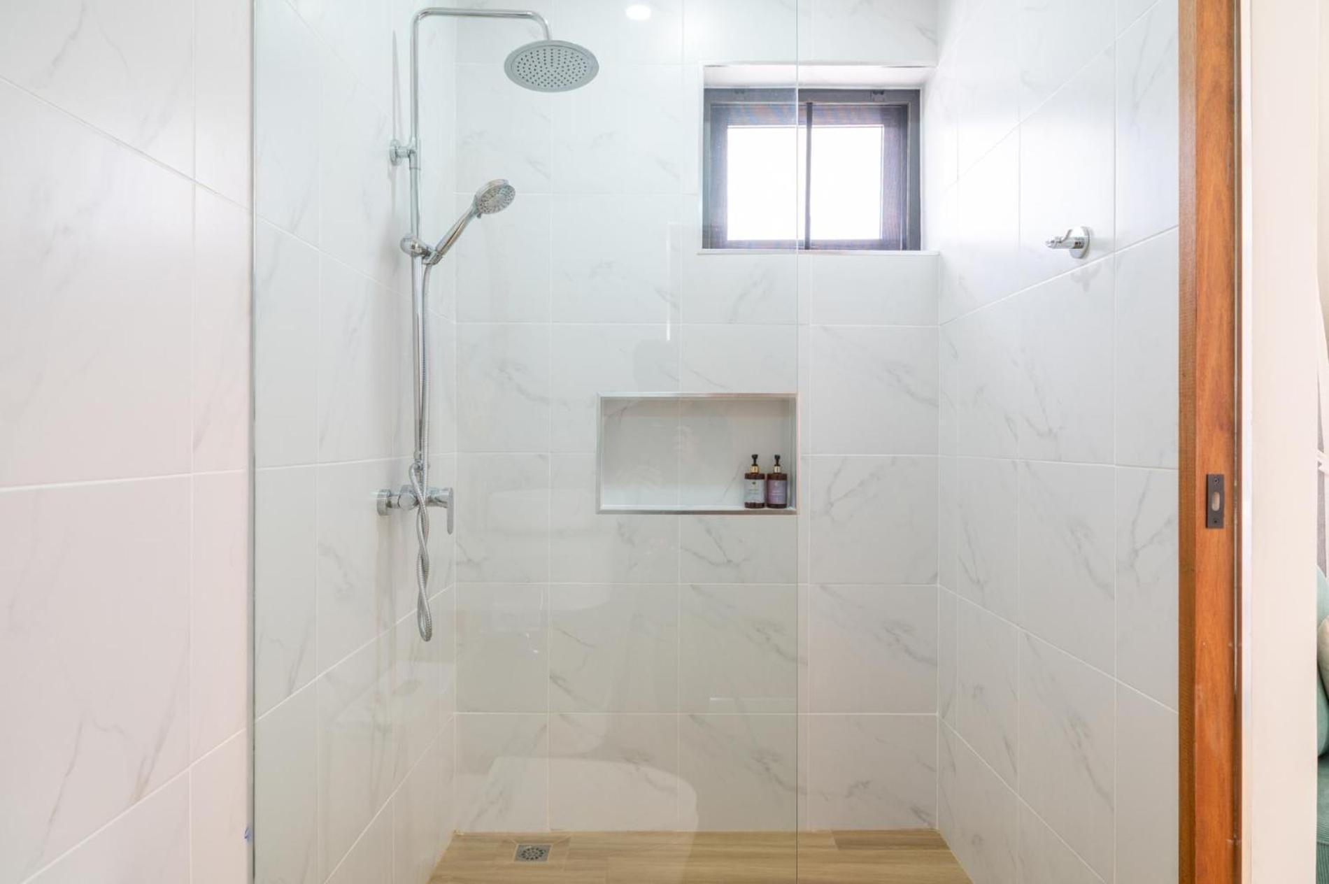 Brand New 3 Bed Sea View - Kbr31 Villa