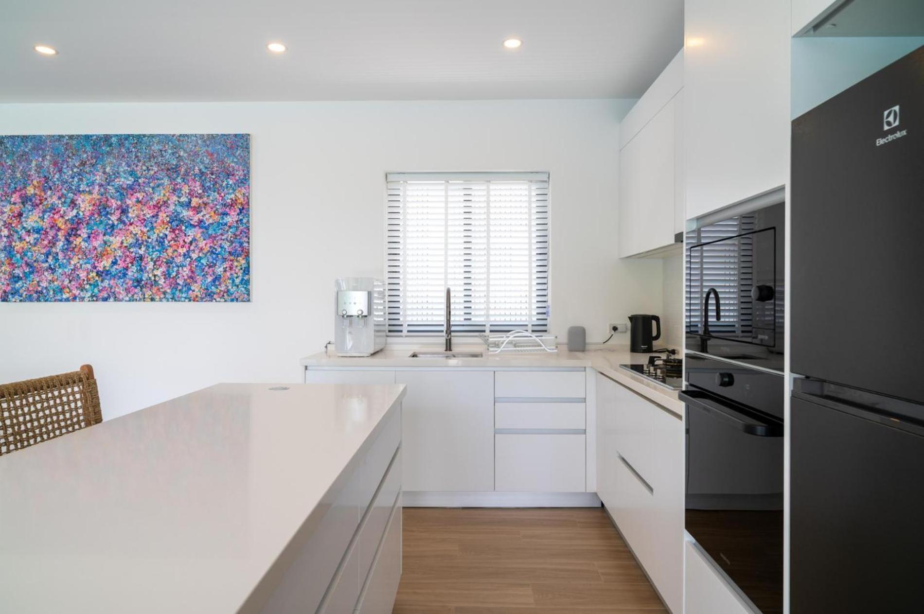 Brand New 3 Bed Sea View - Kbr31 Villa