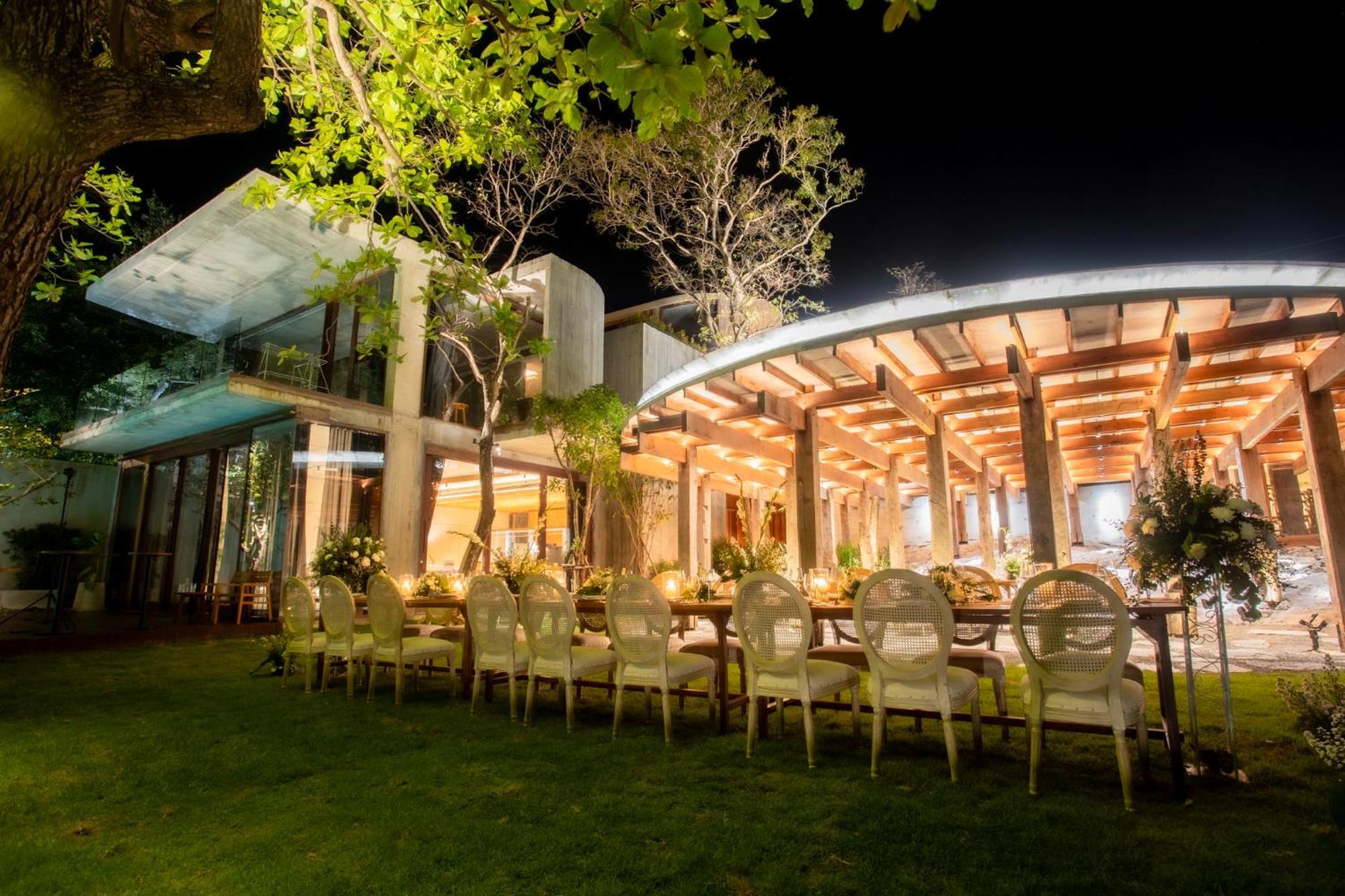 Vows Beachfront Hotel Ban Bang Po