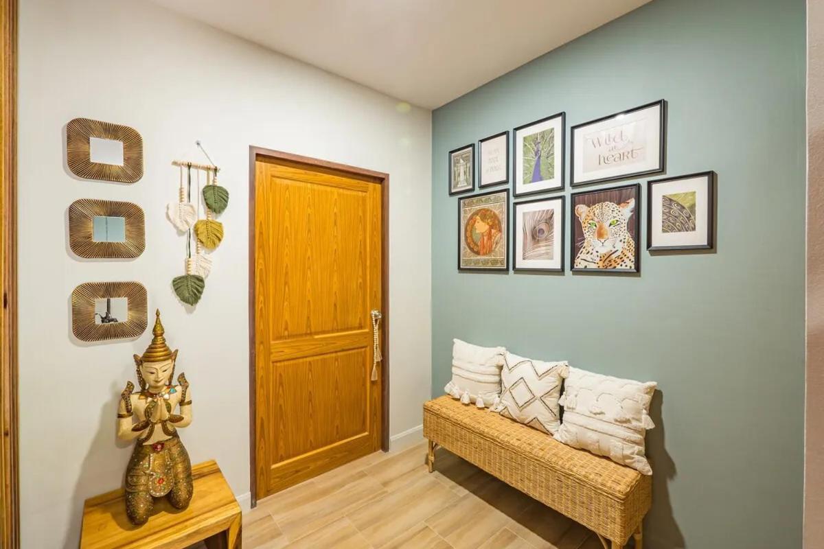 The White Lotus 2br - Walk To *