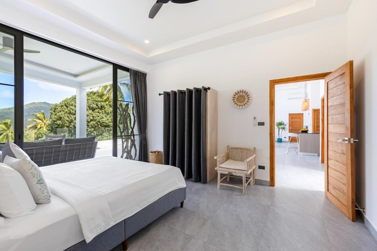 Camille - Seaview - 4 Bedrooms Villa *