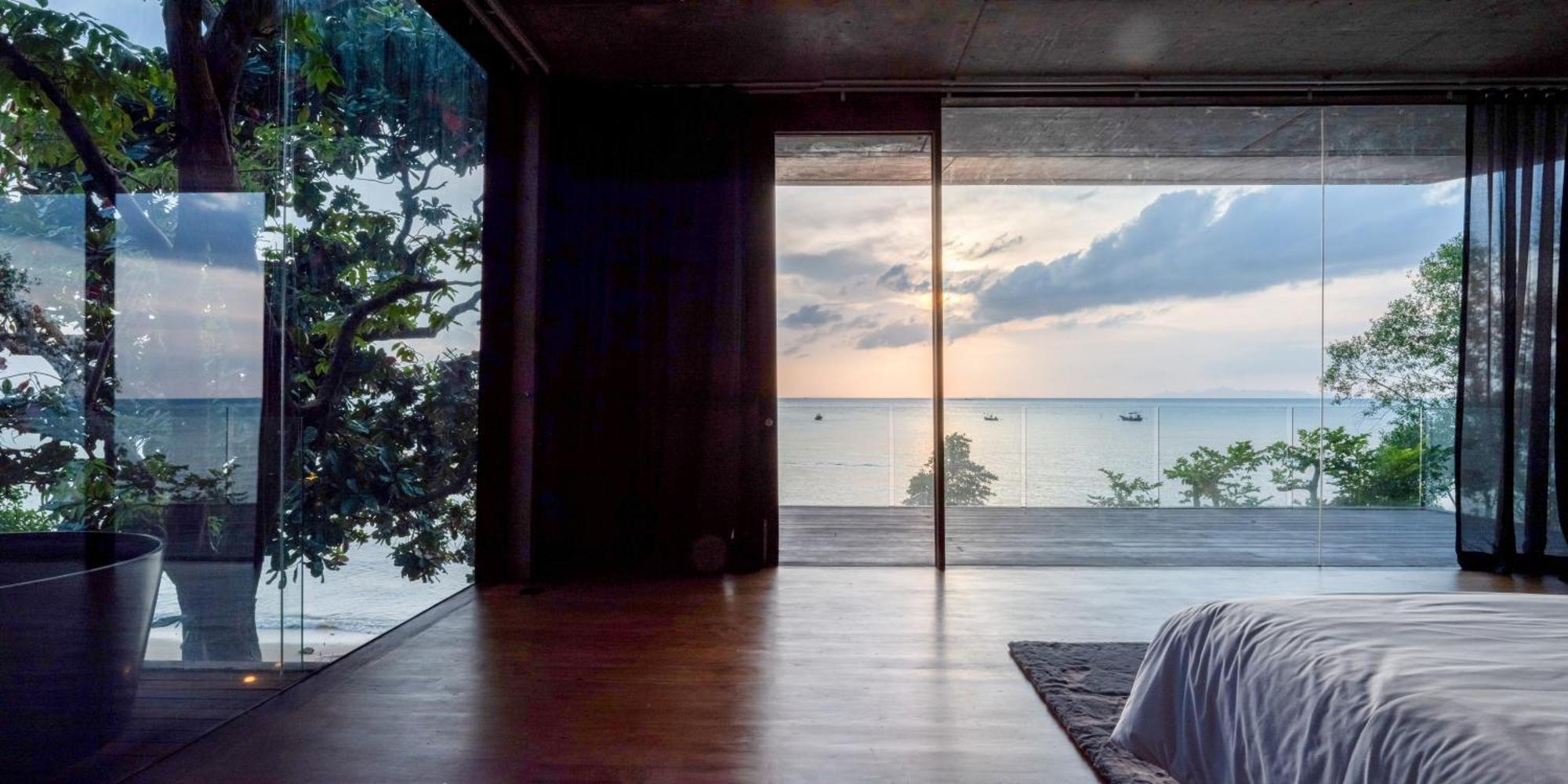 Hotel Vows Beachfront Ban Bang Po