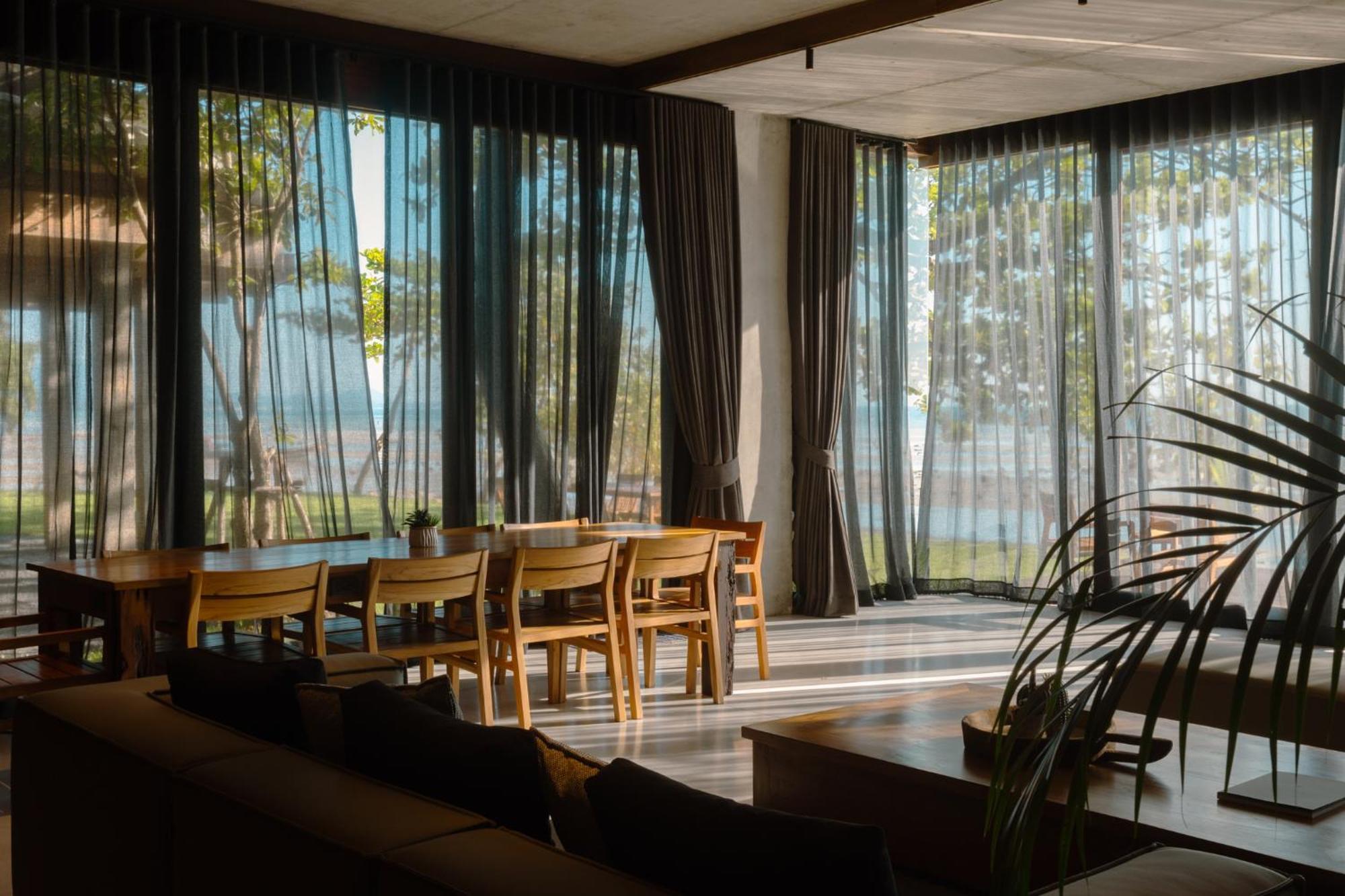 Hotel Vows Beachfront Ban Bang Po