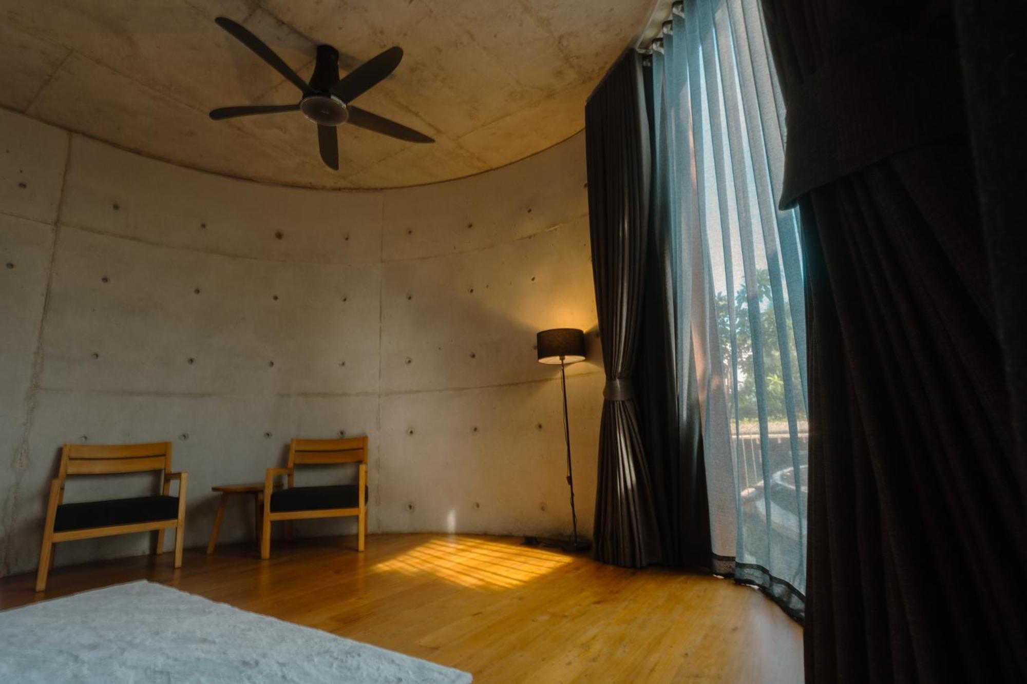 Hotel Vows Beachfront 3*