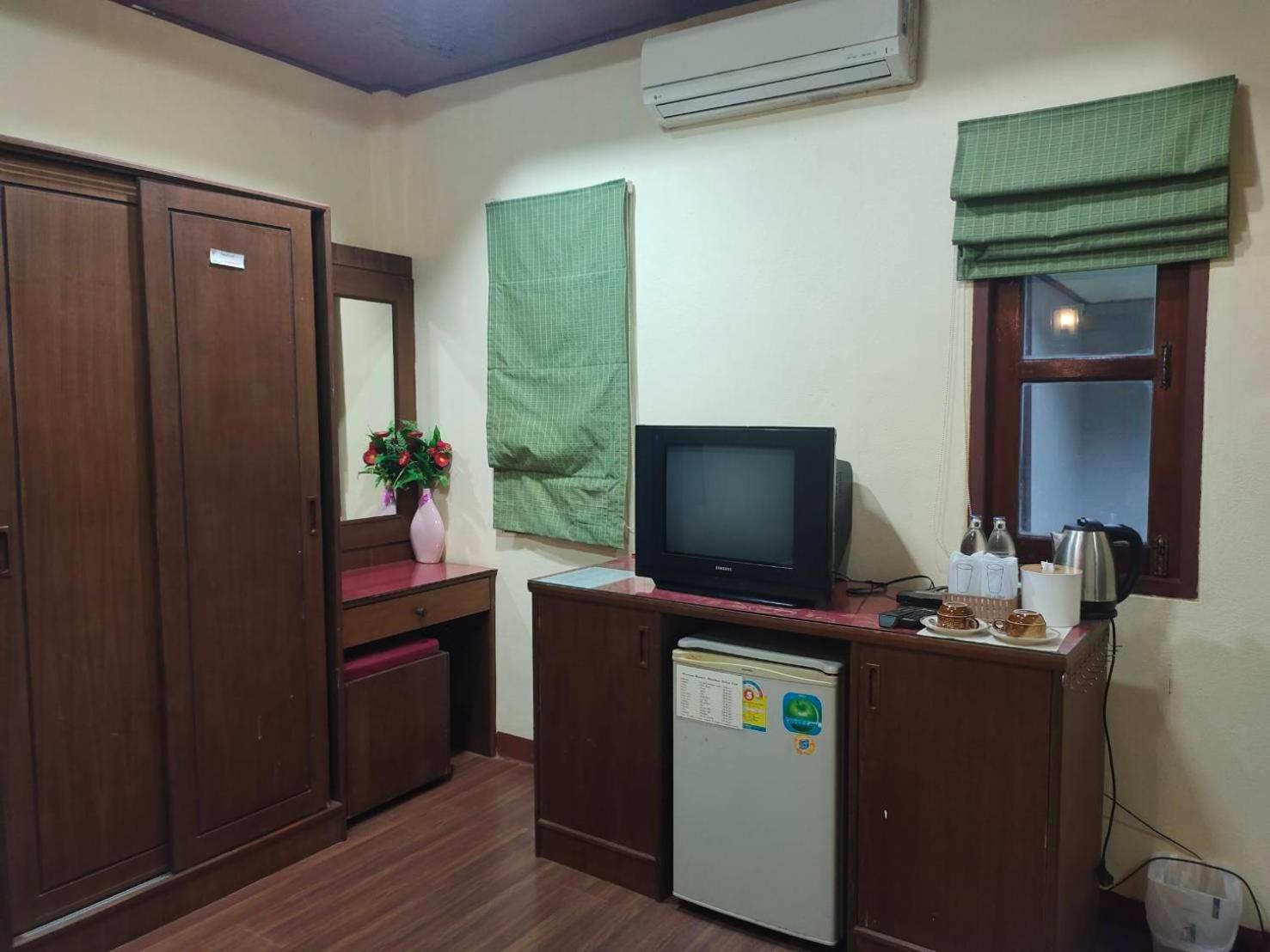Resort Everest Samui - Sha 3*