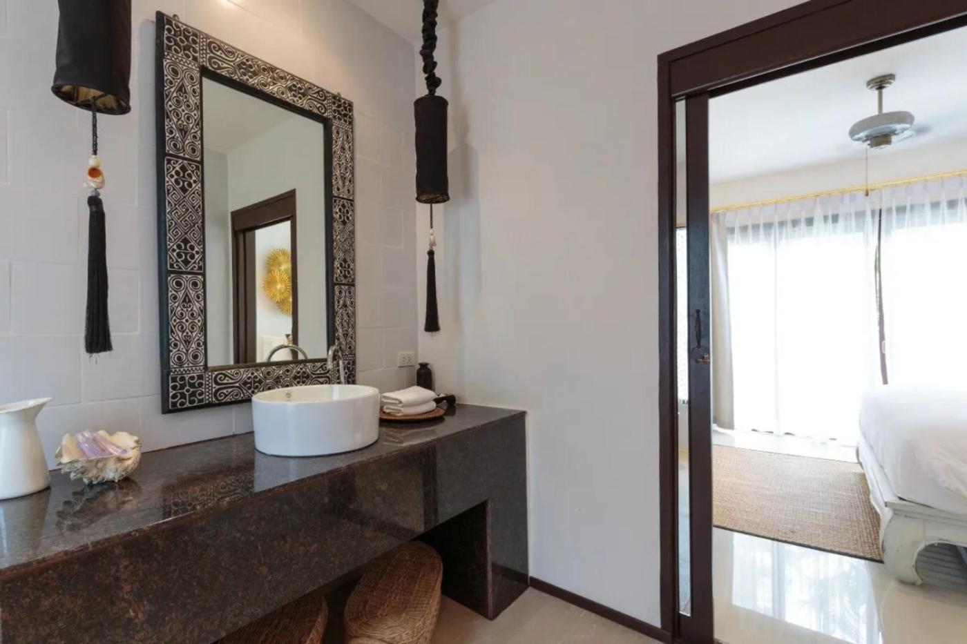 Baan Fah Sai 4br Private Pool & Walk To Villa *