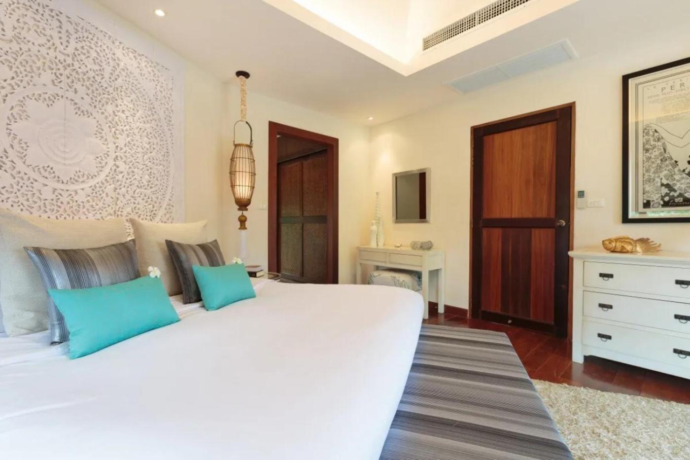 Baan Fah Sai 4br Private Pool & Walk To Villa Laem Set Beach