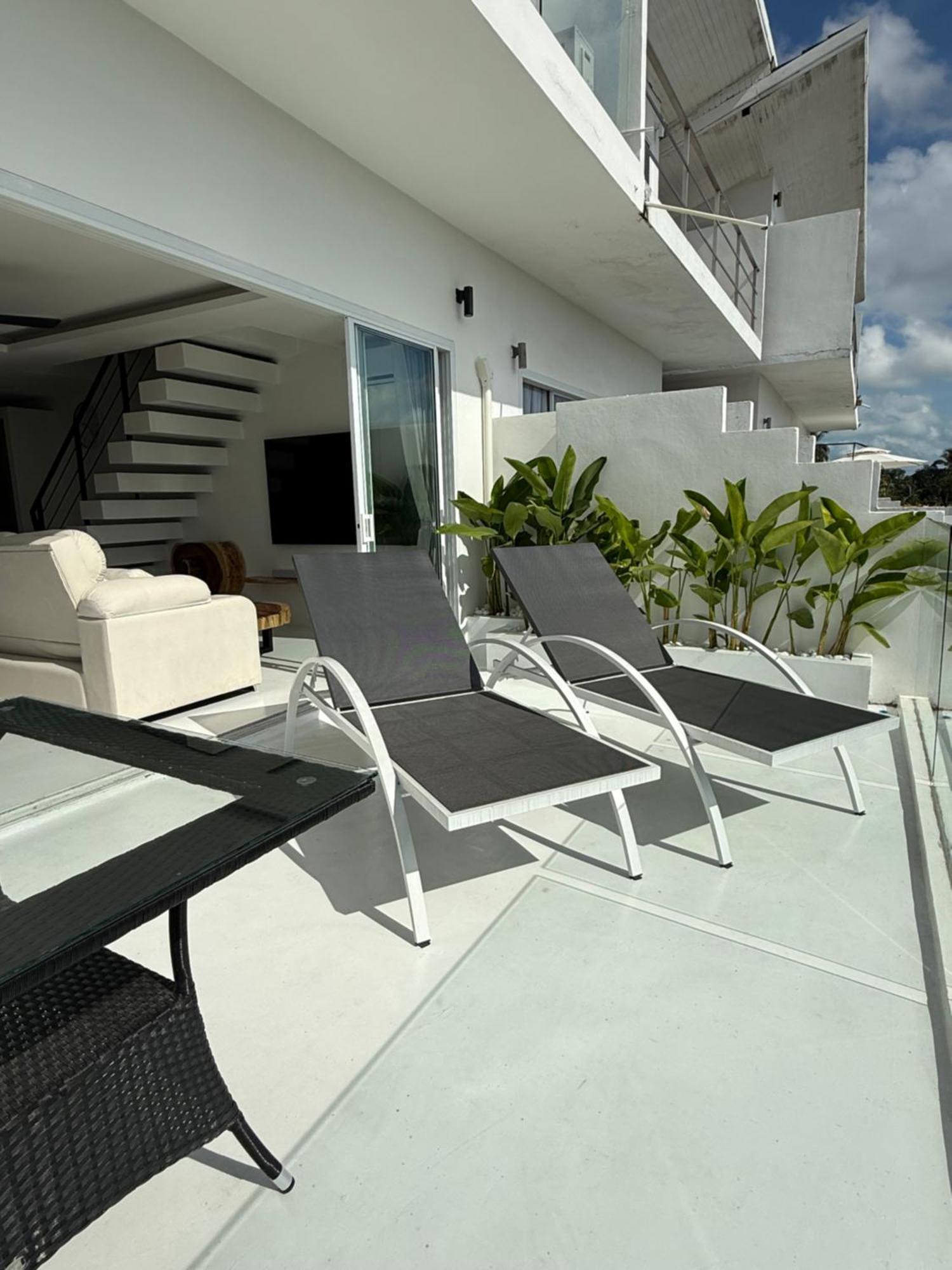 Elvis Minimum 3 Nights Close Until June! Apartment