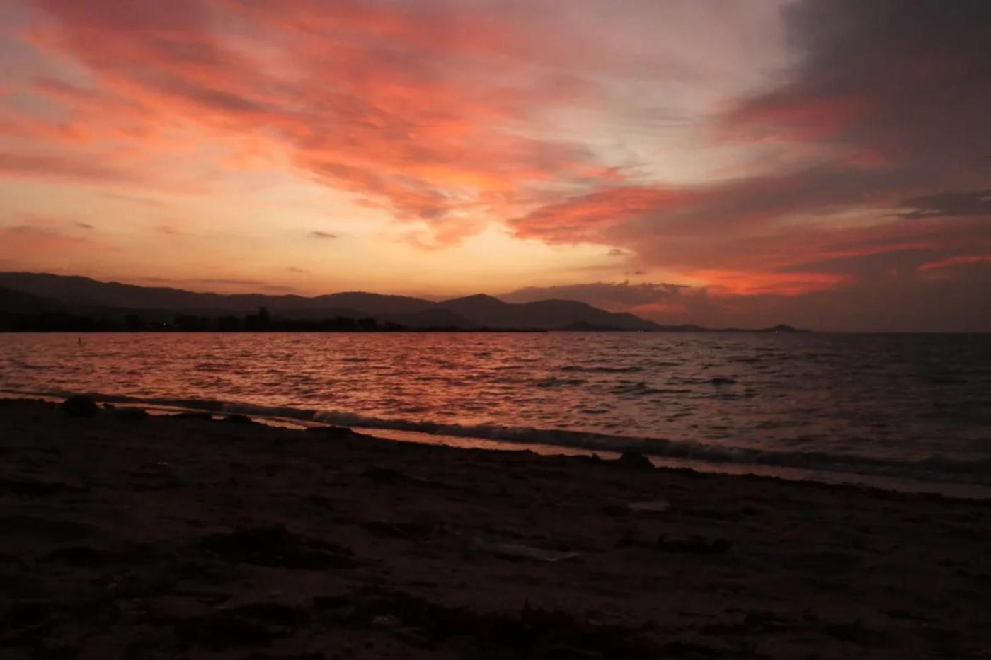 Danisam Estate 4br Sunset Front & Pool Villa