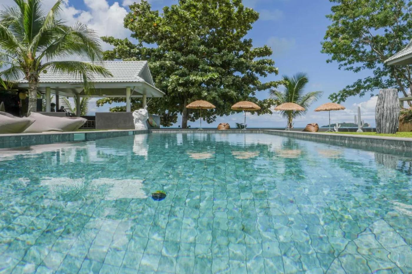 Danisam Estate 4br Sunset Front & Pool * Thong Son Beach