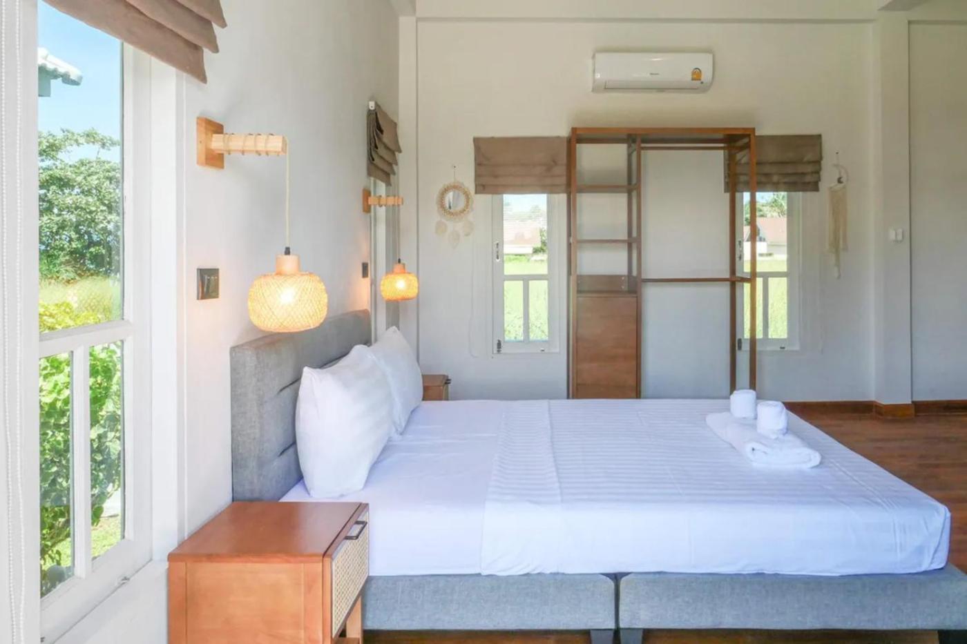 Danisam Estate 4br Sunset Front & Pool Villa Thong Son Beach