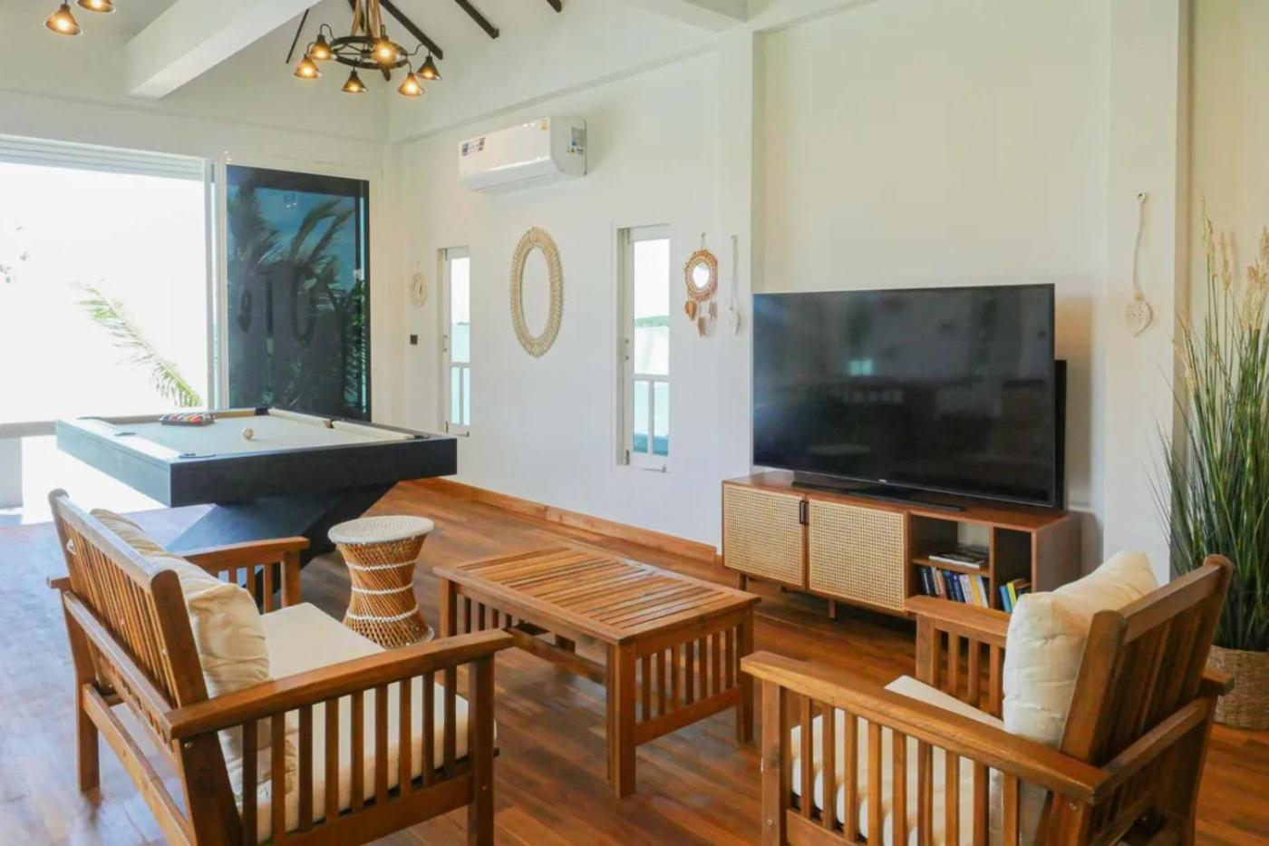 Danisam Estate 4br Sunset Front & Pool * Thong Son Beach