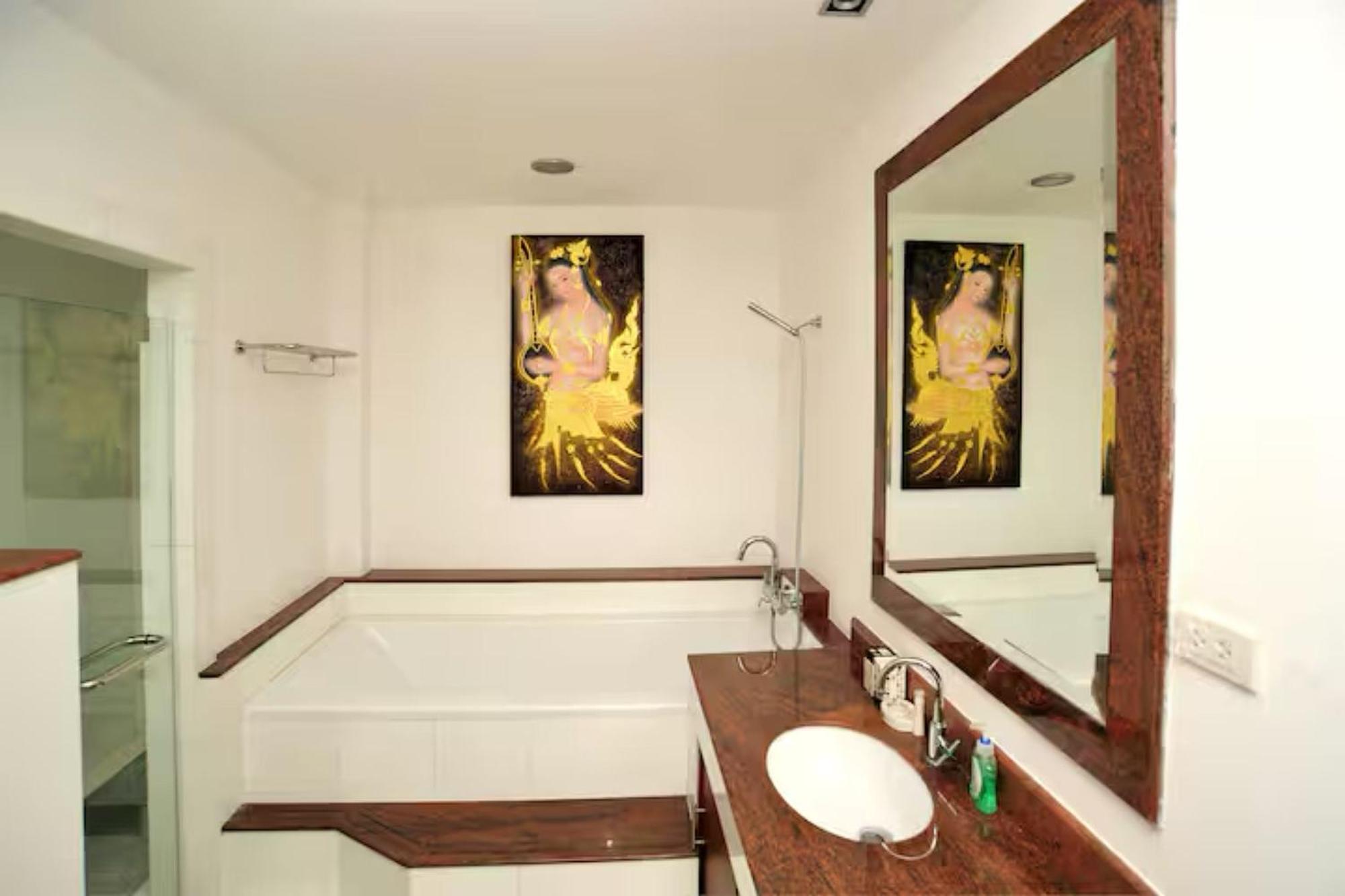 Thai Heritage Melitta Bohput, Beach, Pool, Seaviews, 6-suite, Full Villa, Luxury, Aaa Location Koh Samui Villa Strand Bang Rak