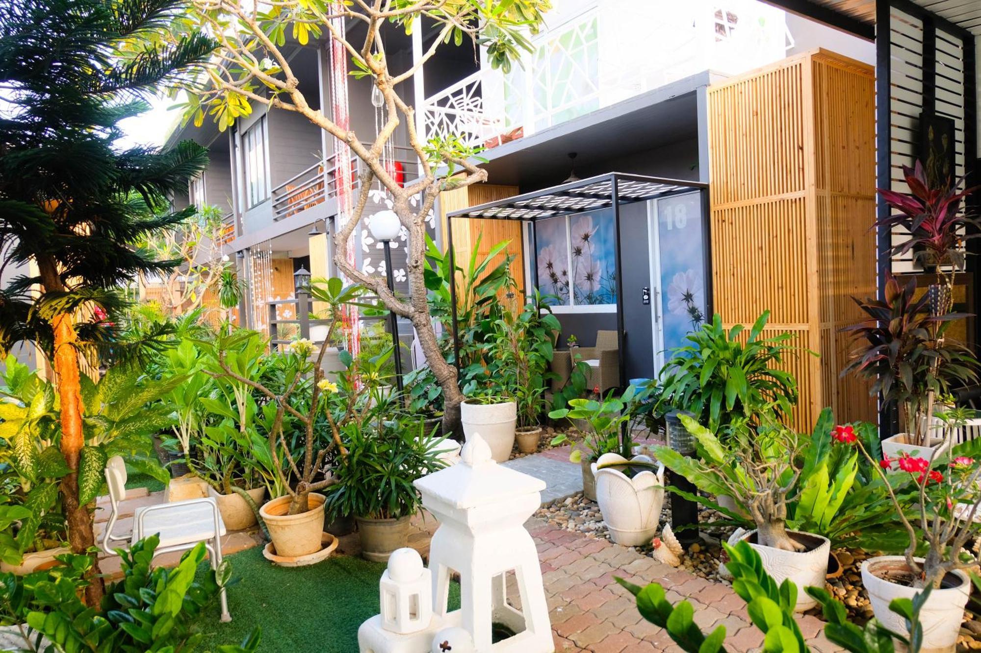 Resort Baan Poon Garden *
