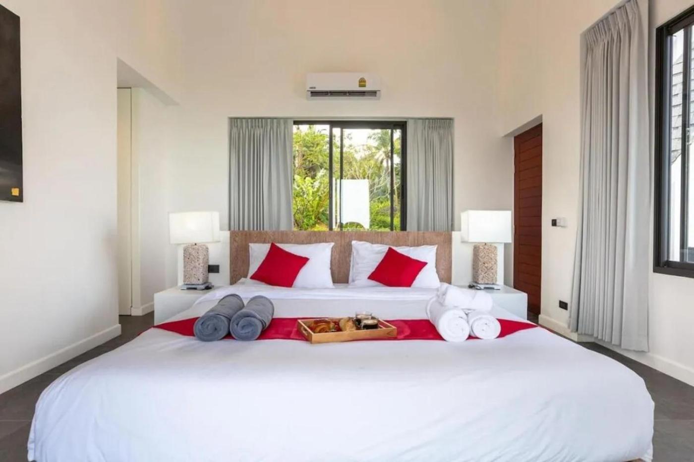 Moon Paradise 4br Pool & Panorama Views Villa