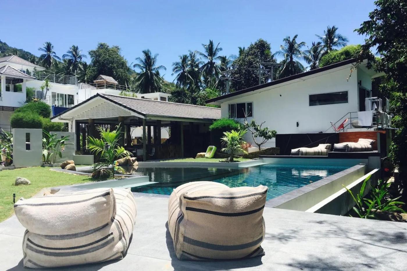 Cosy2br - M3 Pool & Seaview Apartment