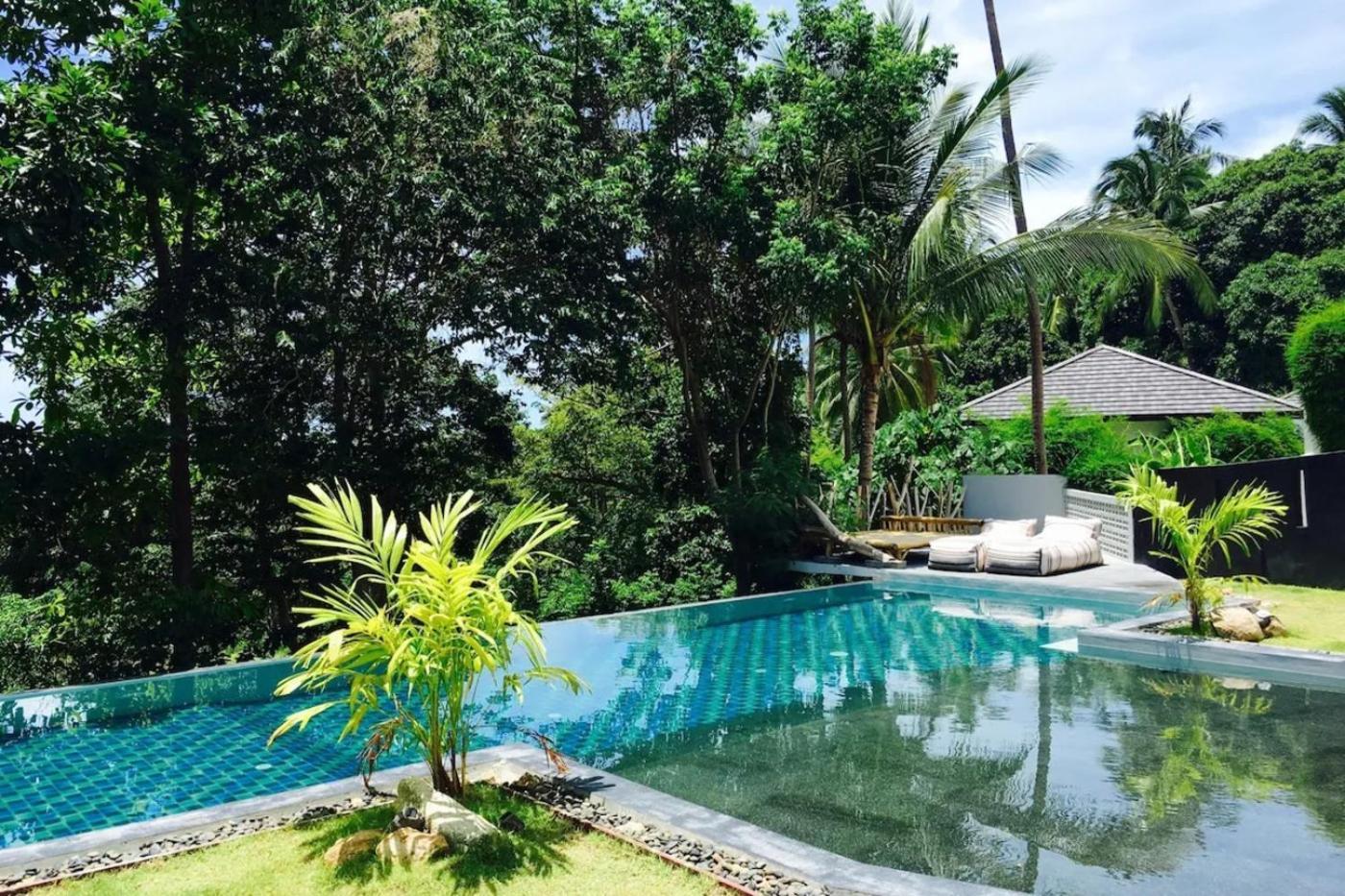 Cosy2br - M3 Pool & Seaview Apartment