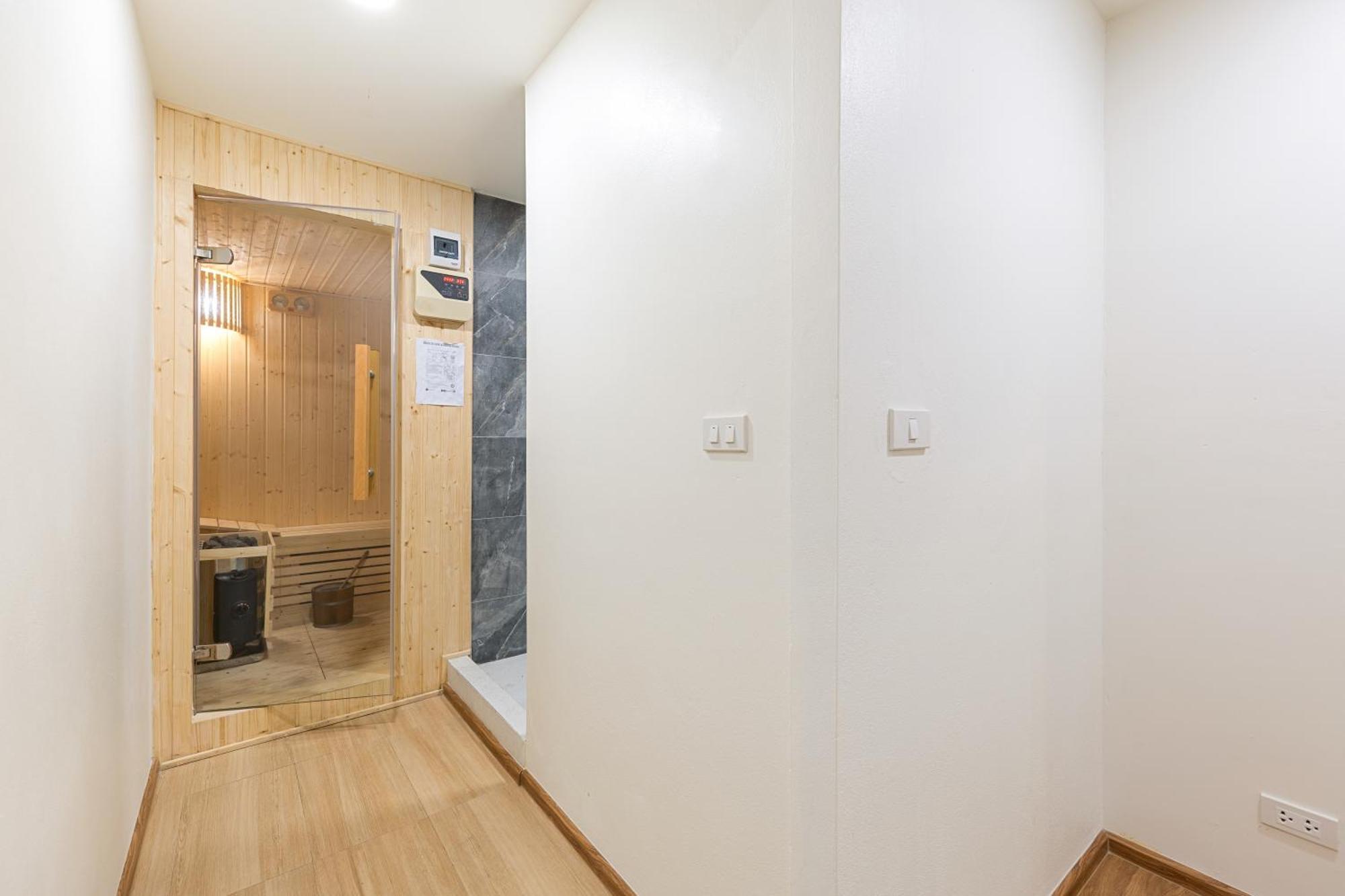 The Terraza Lamai Apartment *