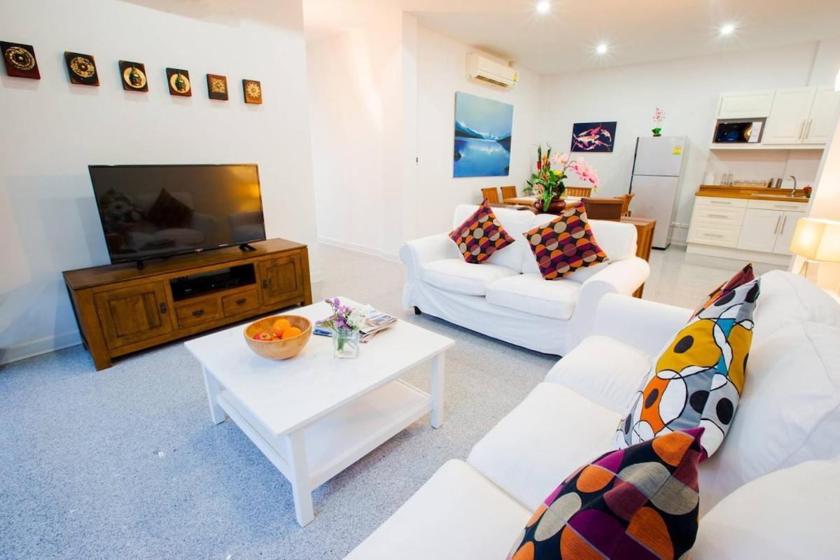 Apartment Family Stunning Seaview Great Location *
